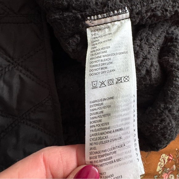 Prana Diva Diamond-Quilted Puffer Skirt Sherpa Lining, Black, DWR Finish, Small - Picture 8 of 10